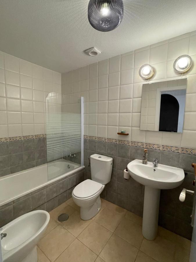 Three Bedroom Apartment With Pool In Torrevieja Exterior photo
